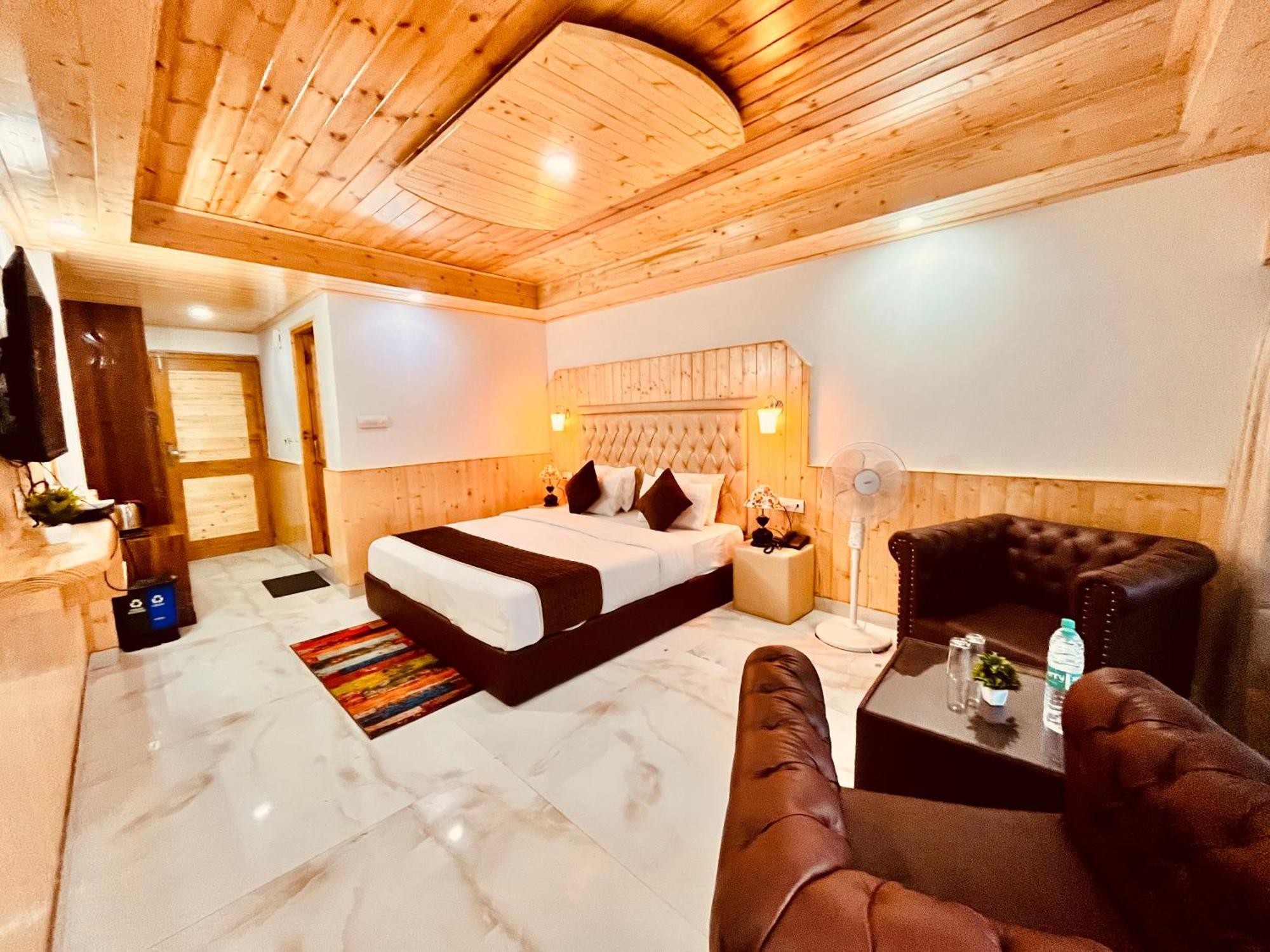 Himalayan Village Resort, Manali Экстерьер фото