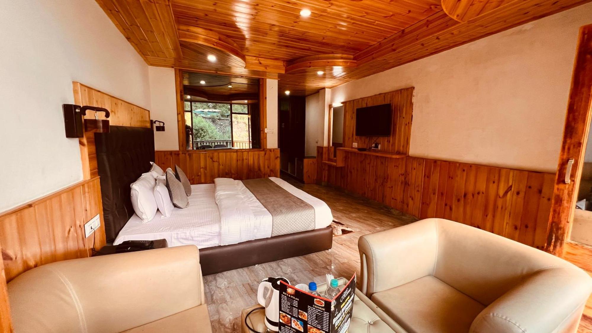 Himalayan Village Resort, Manali Экстерьер фото